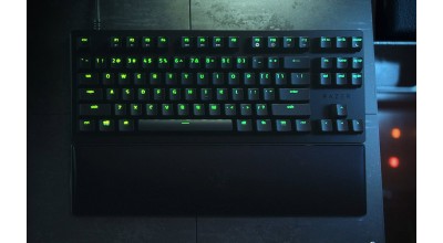 تقویت دقت و سرعت با کیبورد گیمینگ Huntsman V2 Tenkeyless ریزر!