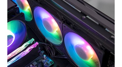 کولر مستر از فن کیس رده بالای Mobius PC رونمایی کرد