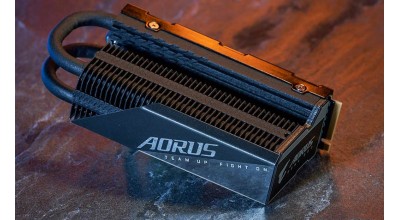 گیگابایت حافظه SSD قدرتمند AORUS Gen4 7000s Prem را معرفی کرد