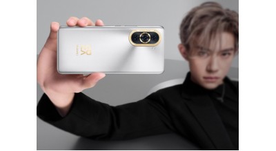 گوشی Huawei Nova 10 Pro با پشتیبانی از فست شارژ 100 واتی، در عرض 20 دقیقه به طور کامل شارژ می شود