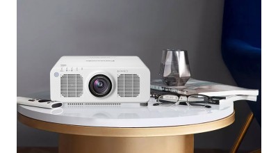 پروژکتور پاناسونیک PT-RZ890، یک گزینه ایده آل برای جلب توجه افراد در سالن های بزرگ و پر نور