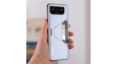 ایسوس مدعی است که ROG Phone 6 اولین گوشی گیمینگ مقاوم در برابر پاشیدن قطرات آب است