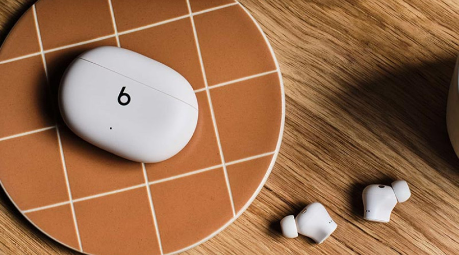 عکس های لو رفته از جعبه ایربادز +Beats Studio Buds امکانات جذاب این گجت را آشکار کرده است! عکس های لو رفته از جعبه ایربادز +Beats Studio Buds امکانات جذاب این گجت را آشکار کرده است!