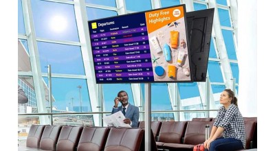 مانیتور صنعتی 65 اینچ ال جی 65UH7F-H یکی از مدل های باریک و مدرن موجود در بازار است