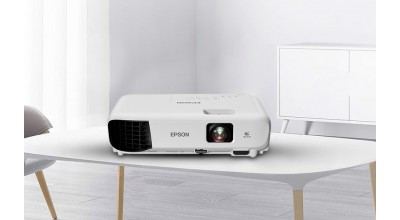 ویدئو پروژکتور اپسون EB-E10 یادگیری مطالب درسی را برای دانش آموزان شما لذت بخش تر می کند!