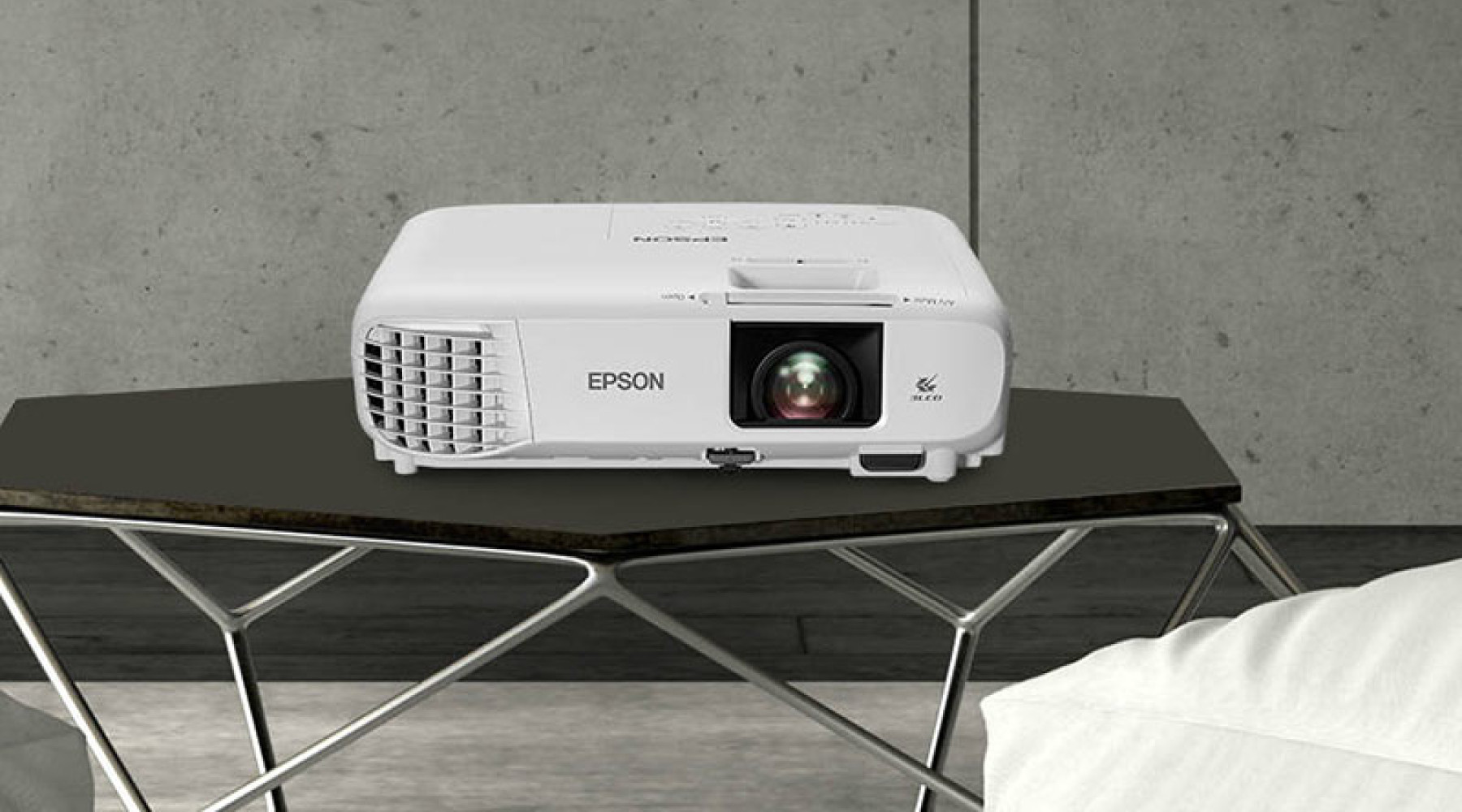 ویدئو پروژکتور Epson EB-FH06