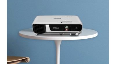 پروژکتور اپسون EB-X51، یک پروژکتور کلاسی استاندارد با قیمتی مناسب