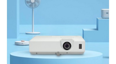 با پروژکتور هیتاچی CP-WX3042WN کیفیت برگزاری جلسات و کلاس های خود را ارتقا دهید
