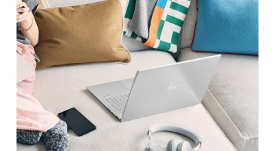نتایج بررسی لپ تاپ HP Envy 17: یک لپ تاپ مالتی مدیای عالی با کارت گرافیک RTX و نمایشگر 4K
