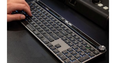 کیبورد وایرلس جدید JLab Epic علاوه بر کامپیوتر، به گوشی و تبلت هم قابل اتصال است