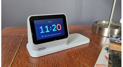صفحه نمایش هوشمند Smart Clock 2 لنوو می تواند گوشی شما را به صورت وایرلس شارژ کند!