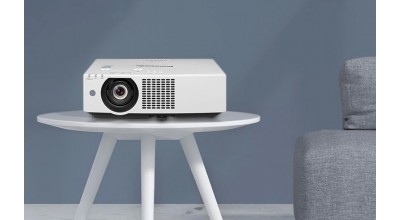 زوم 1.6 برابر، لنز شیفت و دیجیتال لینک؛ امکانات ایده آل پروژکتور پاناسونیک PT-VMW50 برای نصب آسان تر