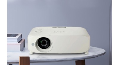 پروژکتور پاناسونیک PT-VZ470؛ نصب آسان، بی دردسر و بدون استرس