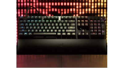 Razer Huntsman V2 Analog سریع ترین و حرفه ای ترین!