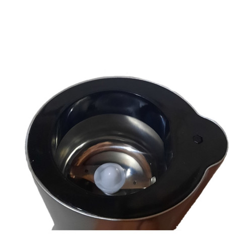 آسیاب برقی بلانزو Bellanzo BCG-355 آسیاب برقی خانگی بلانزو BCG-355 دارای بدنه و تیغه های استیل ضد زنگ است و استحکام بالایی دارد.