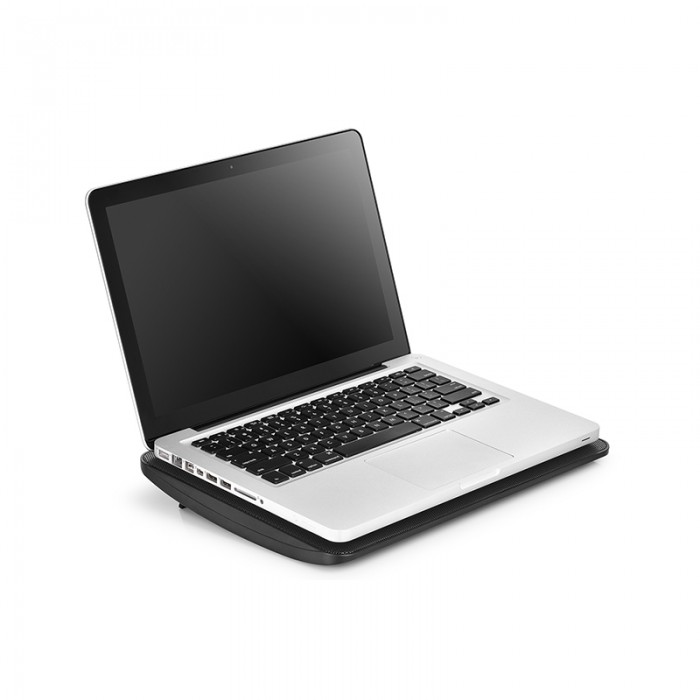 کول پد لپ تاپ دیپ کول Wind Pal Mini ظاهری زیبا و سبک دارد و دارای نشانگر LED آبی است.
