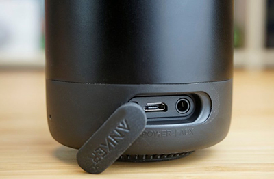 طراحی اسپیکر بلوتوث بی سیم انکر Soundcore Mini2