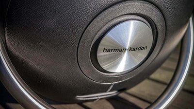 طراحی اسپیکر بلوتوث هارمن کاردن Harman Kardon Onyx