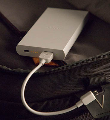 مشخصات و امکانات شارژر همراه سونی Sony CP-V10B