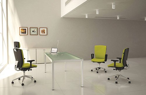معرفی صندلی کارشناسی داتیس XP747P