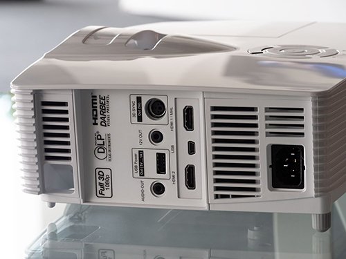 قابلیت ها و کارایی های ویدئو پروژکتور GT1080Darbee
