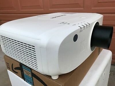 قابلیت ها و کارایی های دیتا پروژکتور Panasonic PT-EW540L