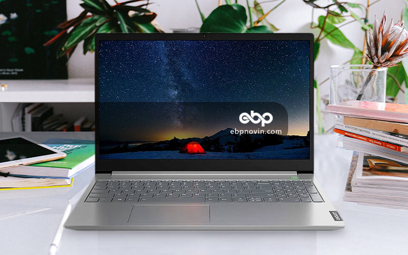 مجهز به نمایشگر باکیفیت