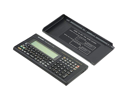 قابلیت و کارایی ماشین حساب مهندسی شارپ PC-E220